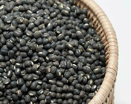 Urad Dal Whole Skinned (500 G)