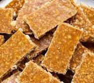 Crushed Peanut Chikki (250 G)